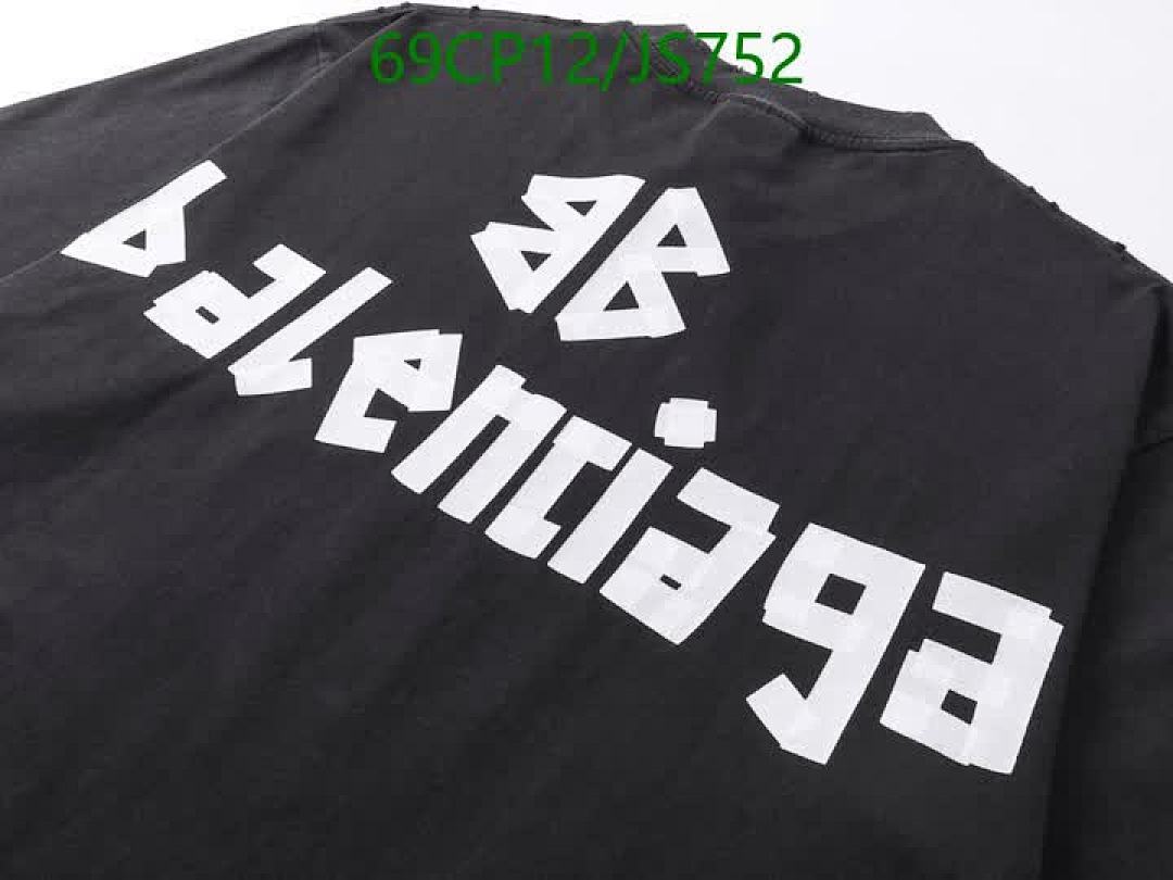Clothing-Balenciaga Code: JS752 $: 69USD