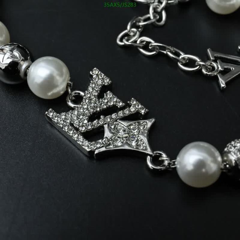 Key pendant-LV Code: JS283 $: 35USD