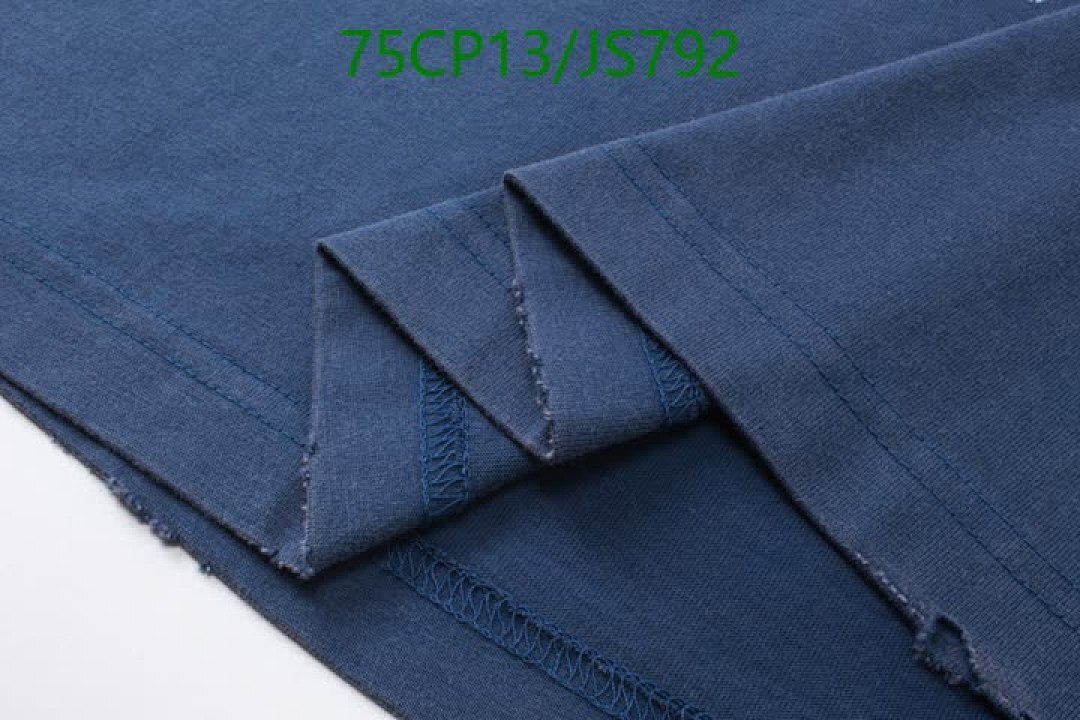 Clothing-Balenciaga Code: JS792 $: 75USD