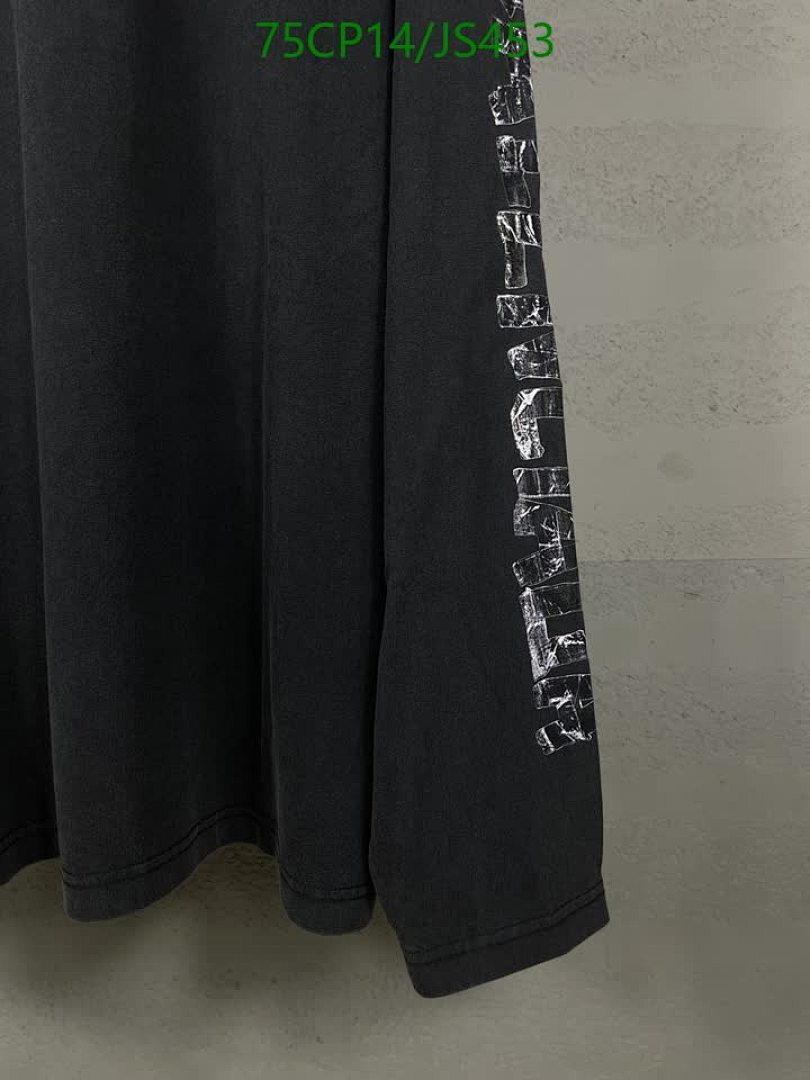 Clothing-Balenciaga Code: JS453 $: 75USD