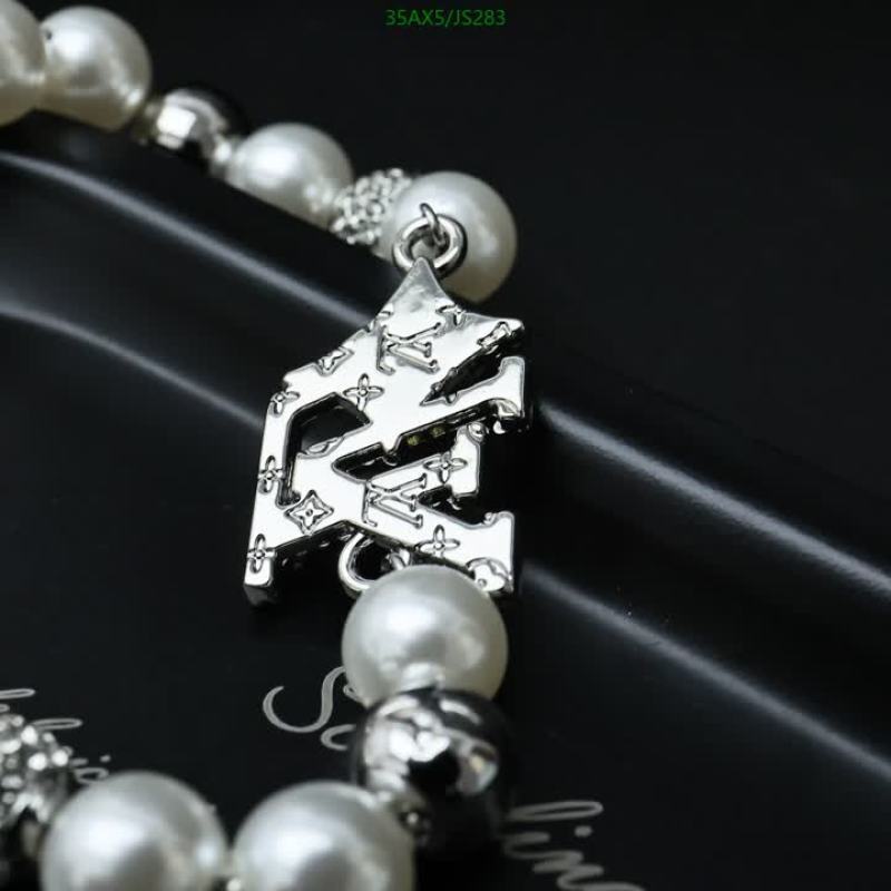 Key pendant-LV Code: JS283 $: 35USD