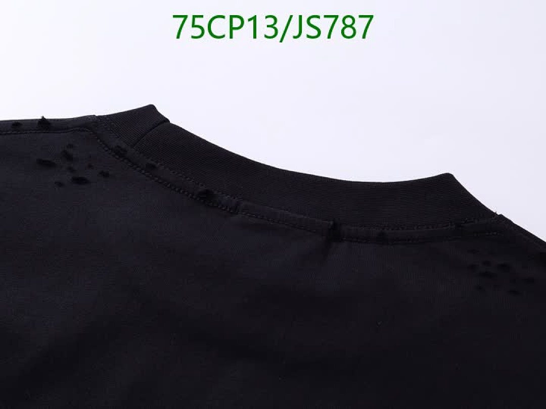 Clothing-Balenciaga Code: JS787 $: 75USD