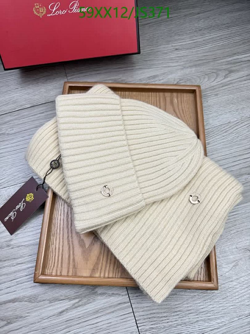 Scarf-Loro Piana Code: JS371 $: 59USD