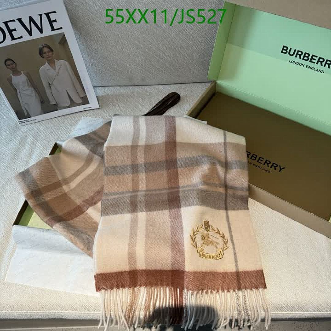 Scarf-Burberry Code: JS527 $: 55USD