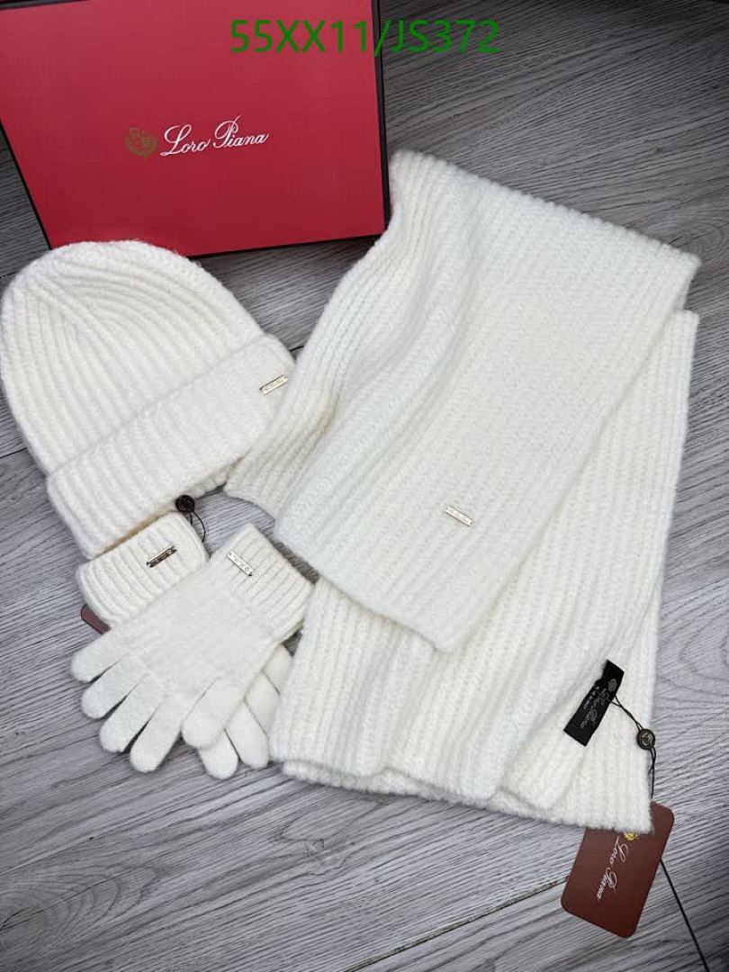 Scarf-Loro Piana Code: JS372 $: 55USD