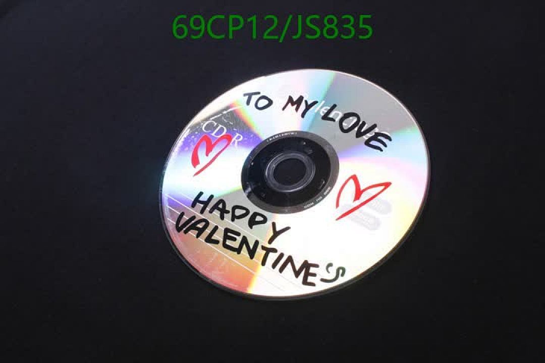 Clothing-Balenciaga Code: JS835 $: 69USD