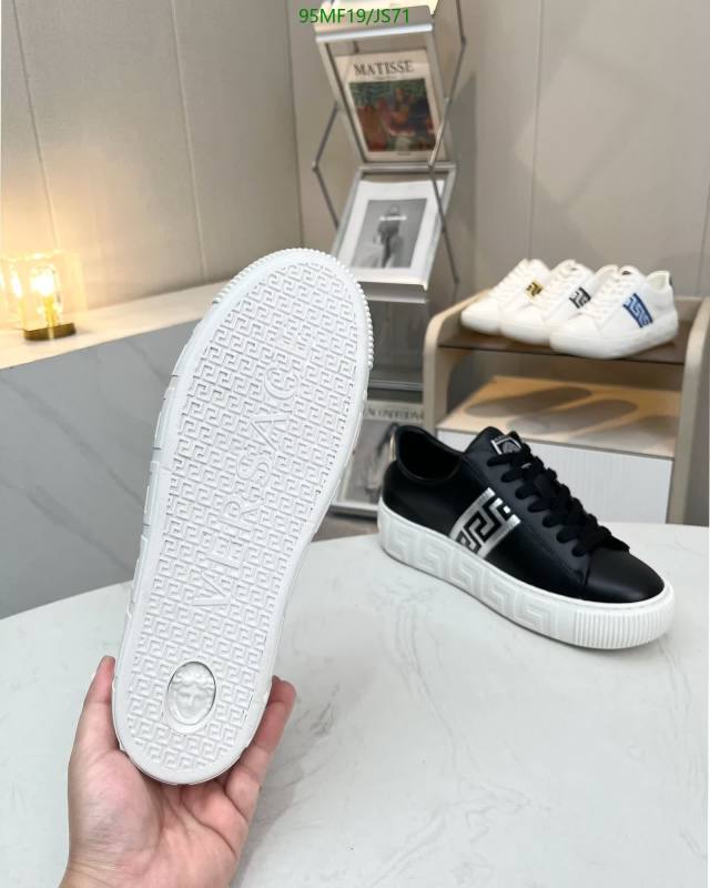 Men shoes-Versace Code: JS71 $: 95USD