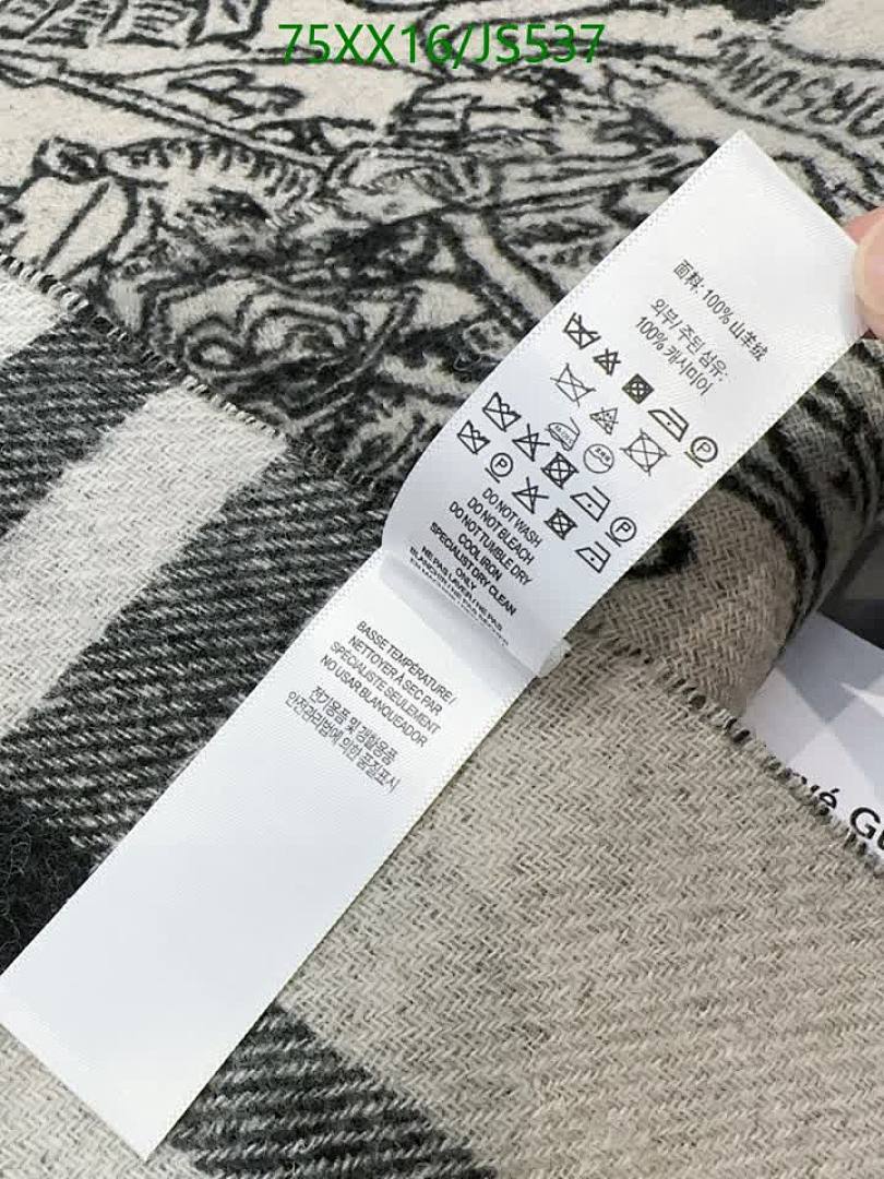 Scarf-Burberry Code: JS537 $: 75USD