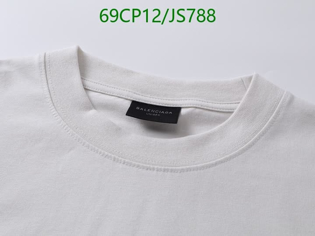 Clothing-Balenciaga Code: JS788 $: 69USD