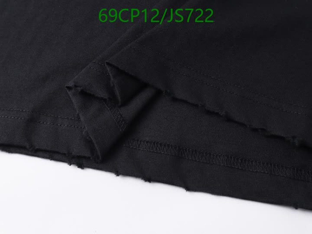 Clothing-Balenciaga Code: JS722 $: 69USD