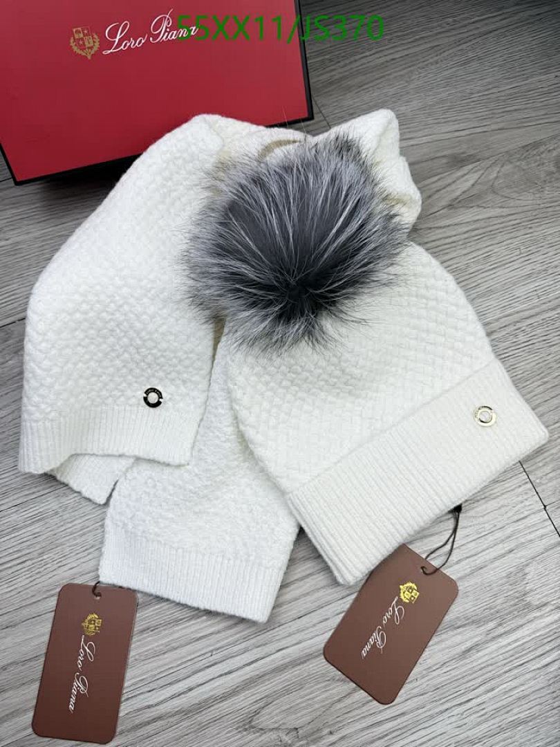 Scarf-Loro Piana Code: JS370 $: 55USD