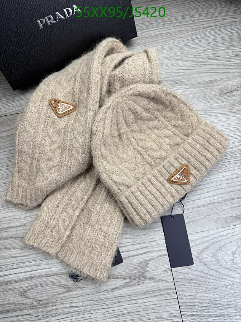 Scarf-Prada Code: JS420 $: 55USD