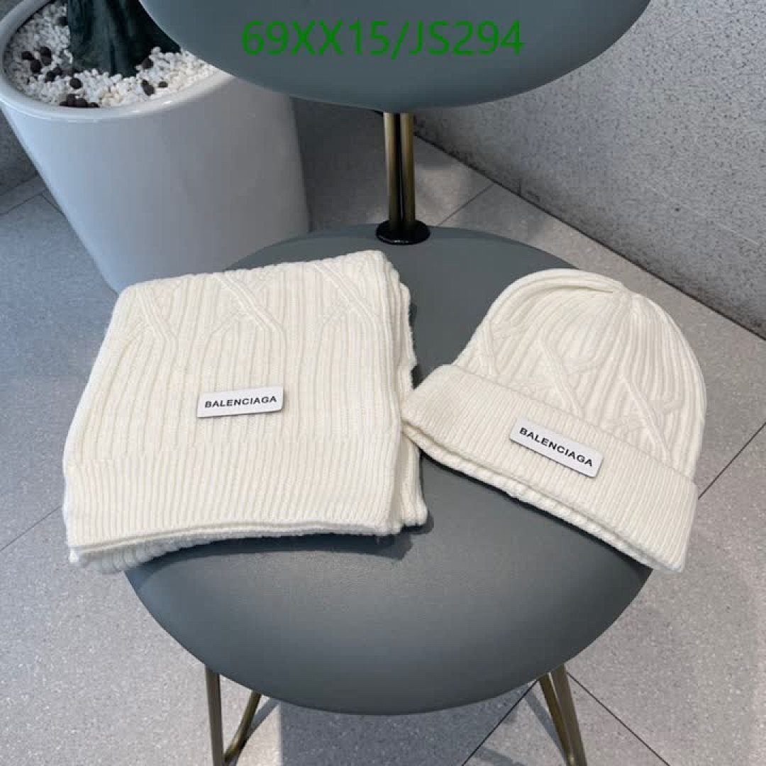 Scarf-Balenciaga Code: JS294 $: 69USD