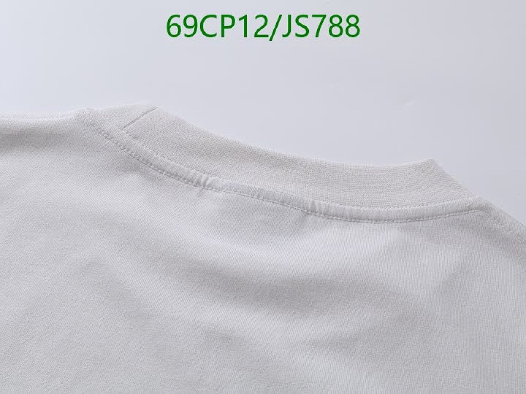 Clothing-Balenciaga Code: JS788 $: 69USD