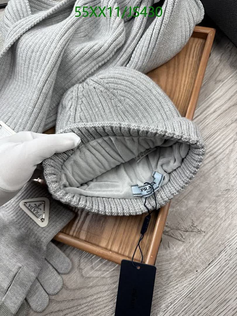 Scarf-Prada Code: JS430 $: 55USD