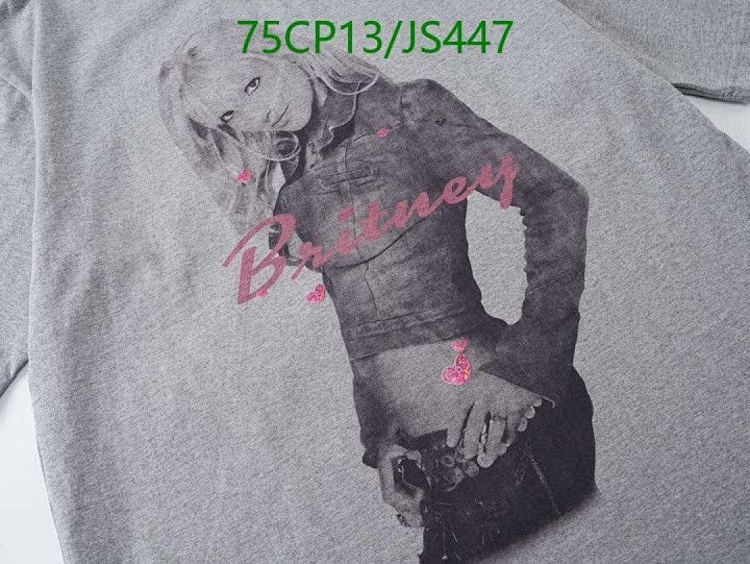 Clothing-Balenciaga Code: JS447 $: 75USD