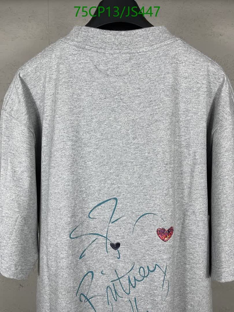 Clothing-Balenciaga Code: JS447 $: 75USD