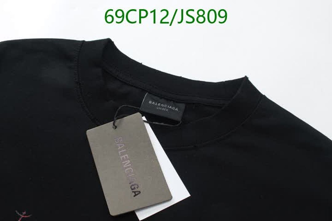 Clothing-Balenciaga Code: JS809 $: 69USD