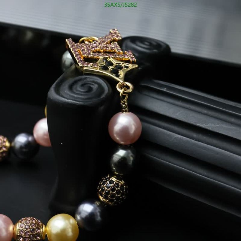 Key pendant-LV Code: JS282 $: 35USD