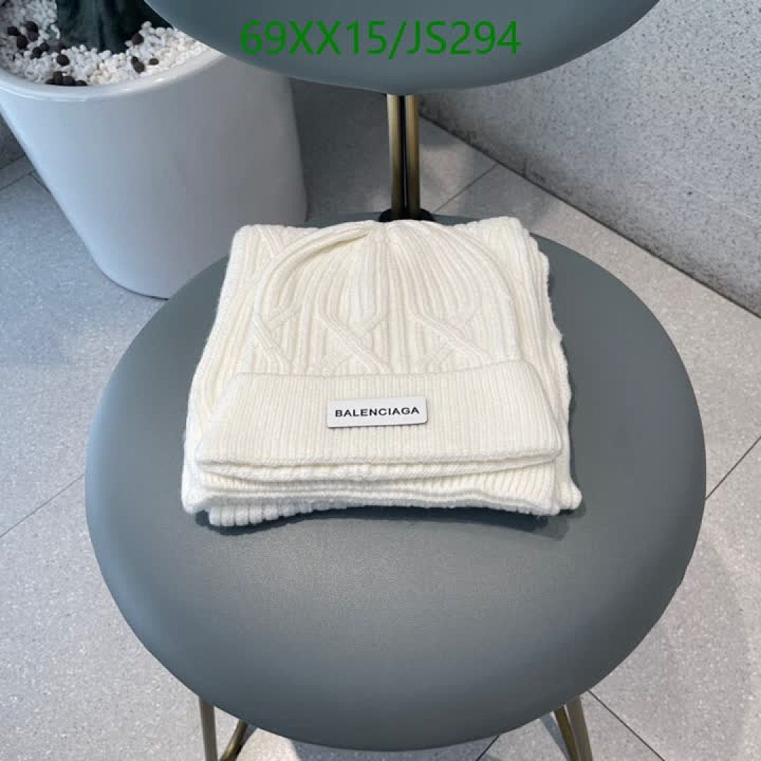 Scarf-Balenciaga Code: JS294 $: 69USD