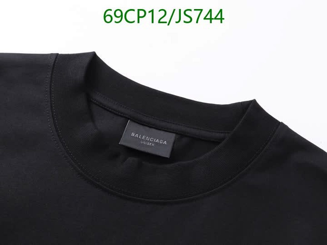 Clothing-Balenciaga Code: JS744 $: 69USD