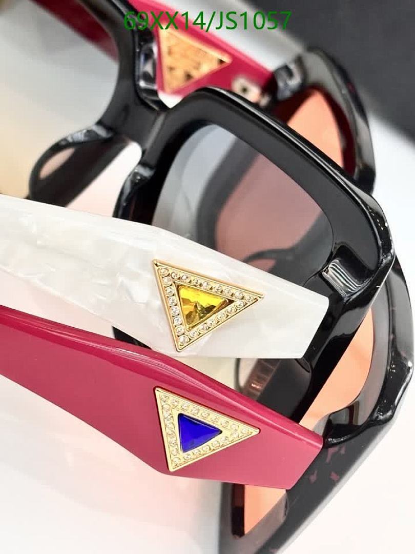 Glasses-Prada Code: JS1057 $: 69USD