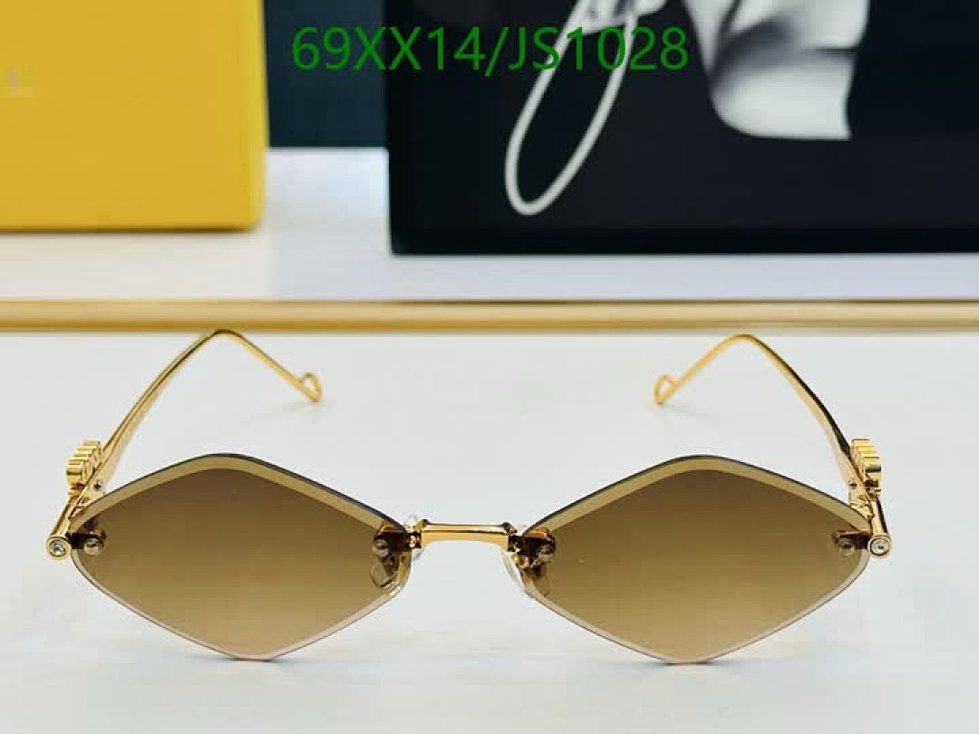Glasses-Loewe Code: JS1028 $: 69USD