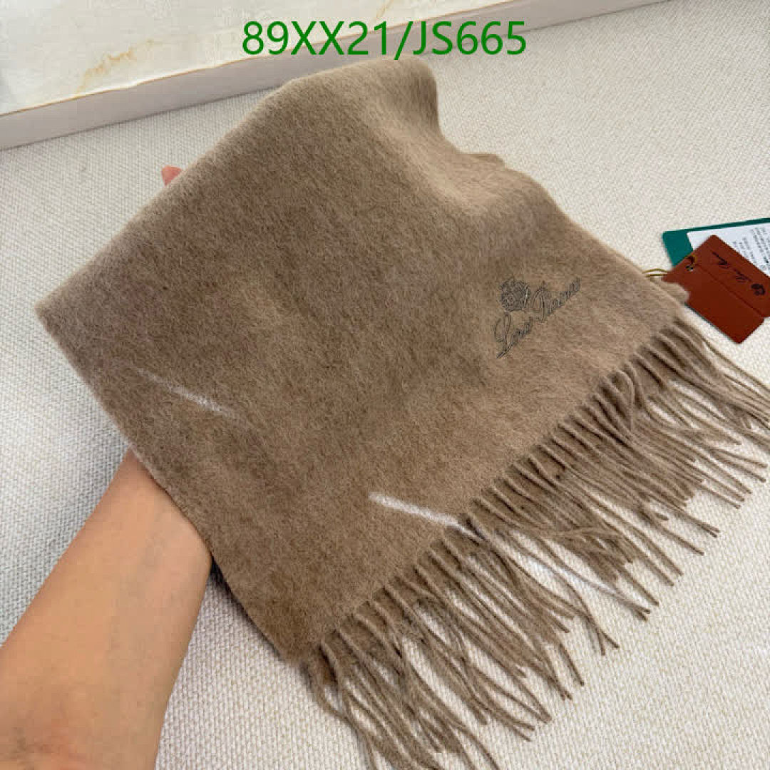 Scarf-Loro Piana Code: JS665 $: 89USD