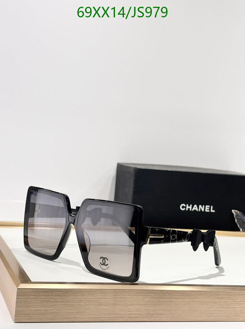 Glasses-Chanel Code: JS979 $: 69USD