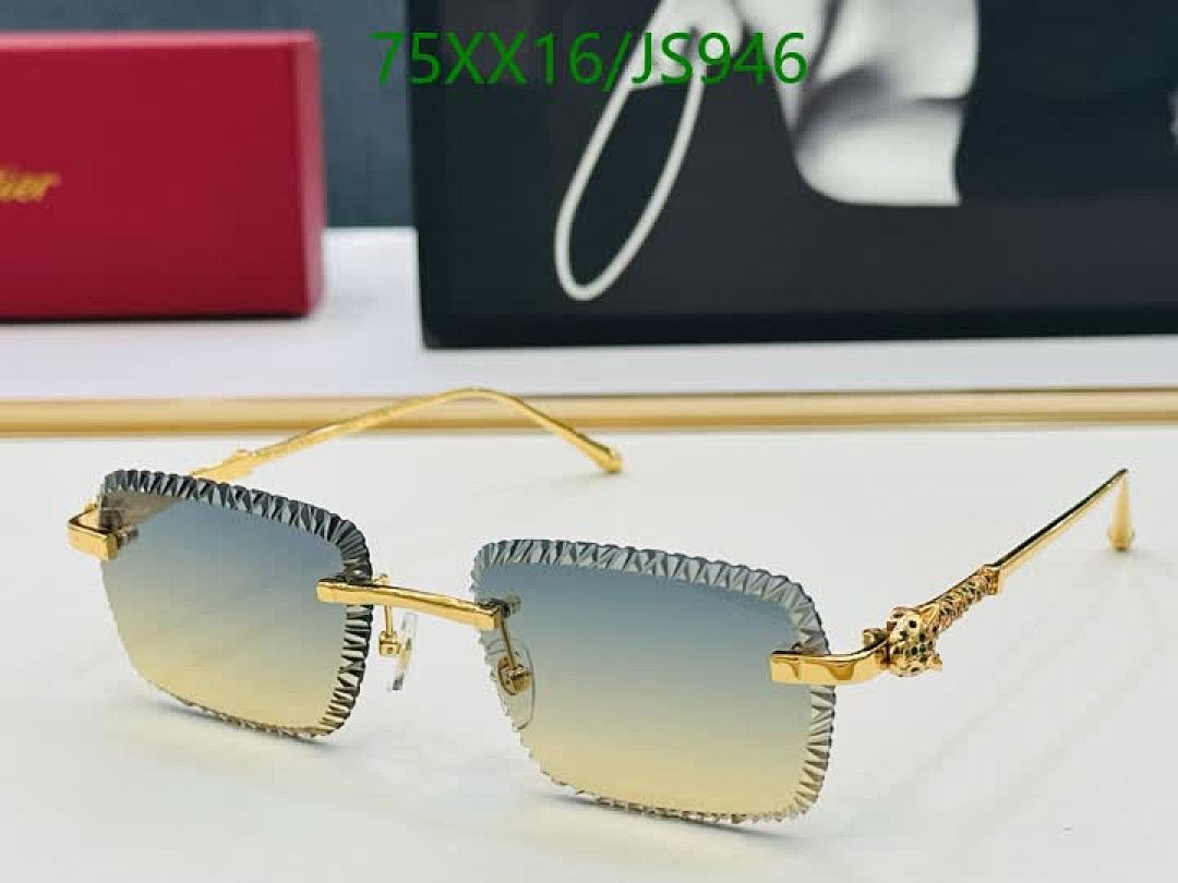 Glasses-Cartier Code: JS946 $: 75USD