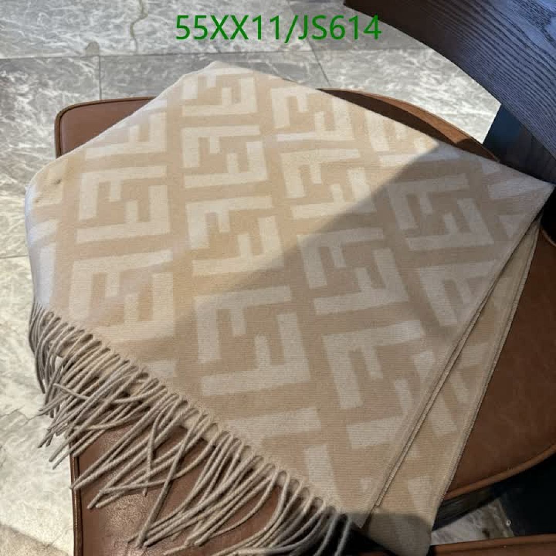 Scarf-Fendi Code: JS614 $: 55USD