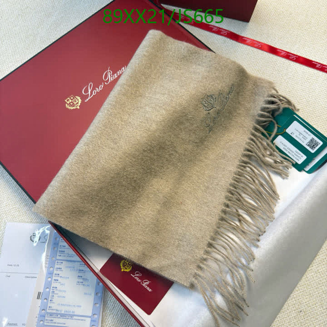 Scarf-Loro Piana Code: JS665 $: 89USD