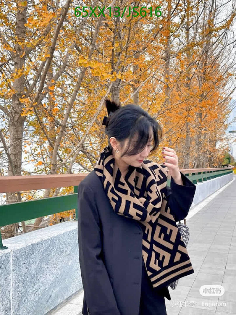 Scarf-Fendi Code: JS616 $: 65USD