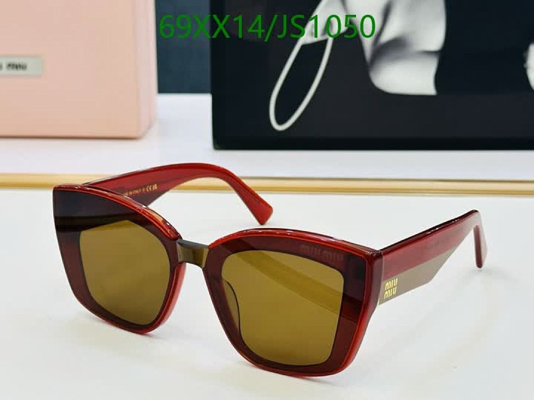 Glasses-MiuMiu Code: JS1050 $: 69USD