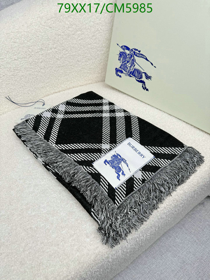 Scarf-Burberry Code: CM5985 $: 79USD