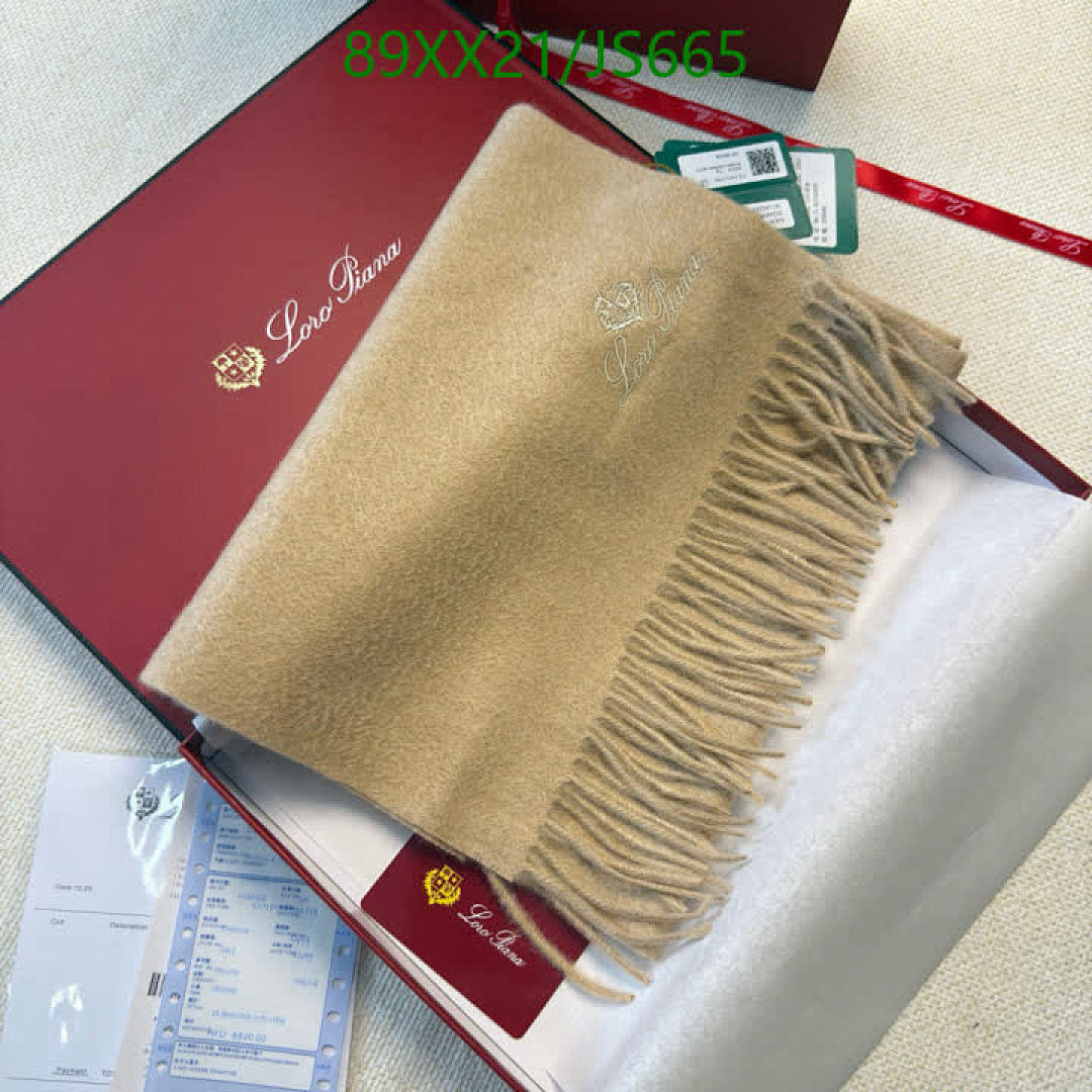 Scarf-Loro Piana Code: JS665 $: 89USD