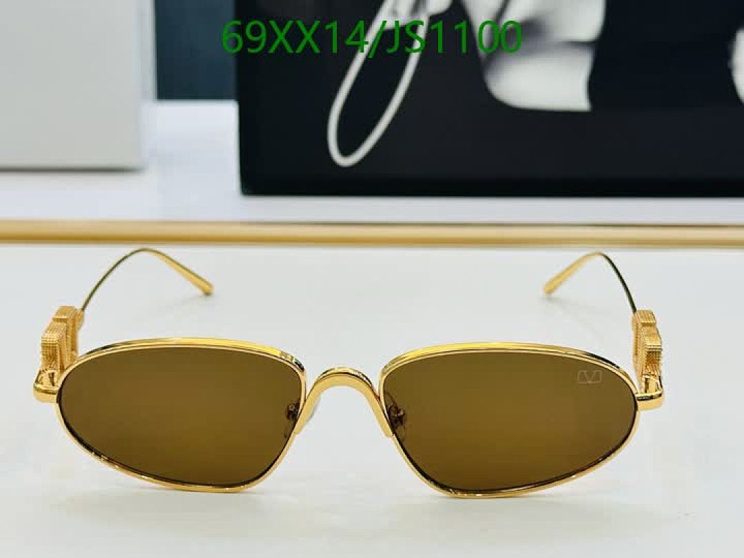 Glasses-Valentino Code: JS1100 $: 69USD