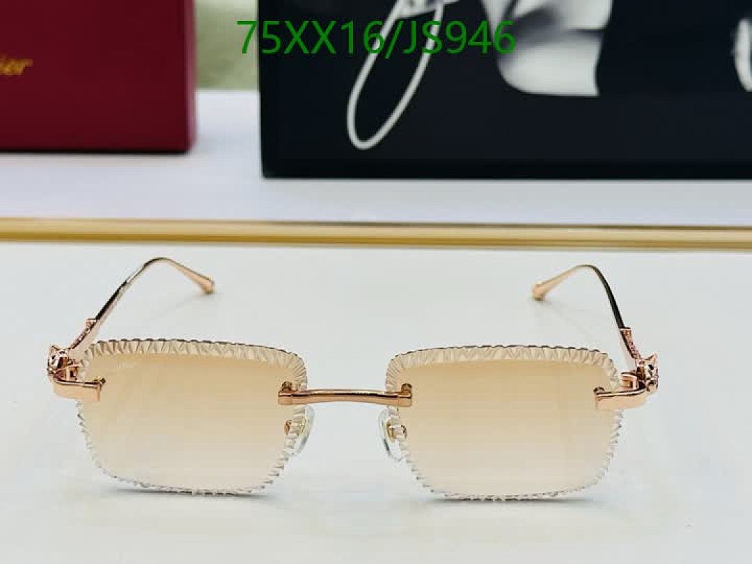 Glasses-Cartier Code: JS946 $: 75USD
