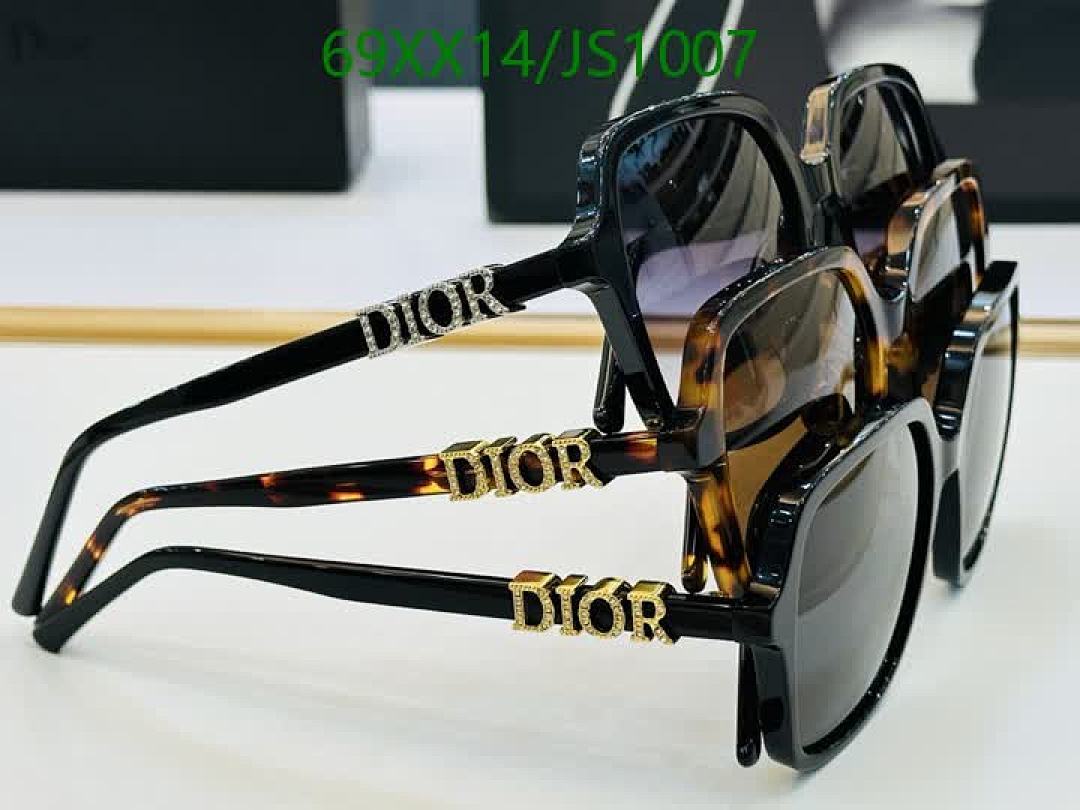 Glasses-Dior Code: JS1007 $: 69USD