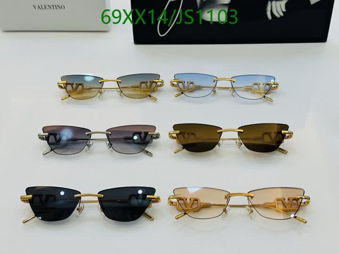 Glasses-Valentino Code: JS1103 $: 69USD