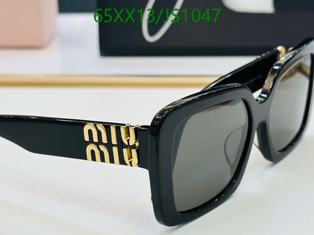 Glasses-MiuMiu Code: JS1047 $: 65USD