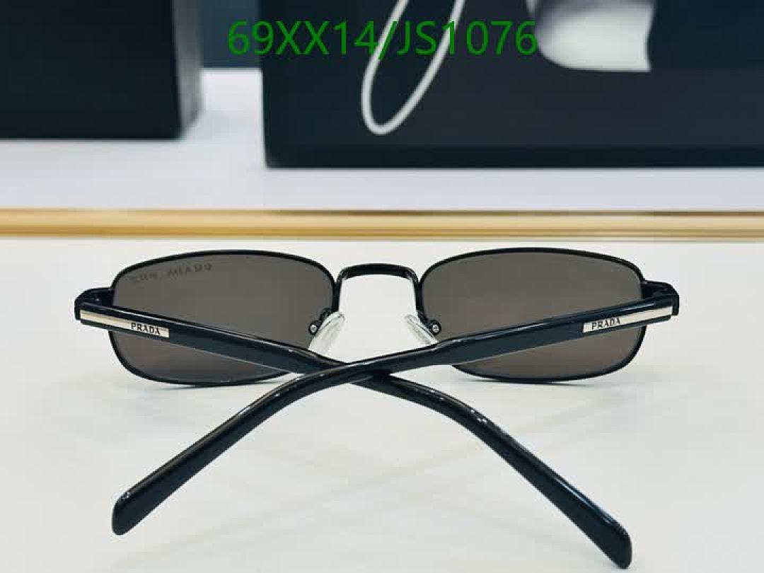 Glasses-Prada Code: JS1076 $: 69USD
