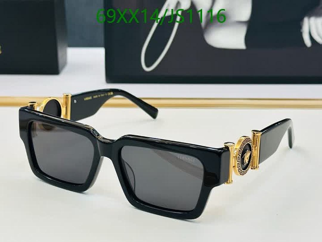 Glasses-Versace Code: JS1116 $: 69USD