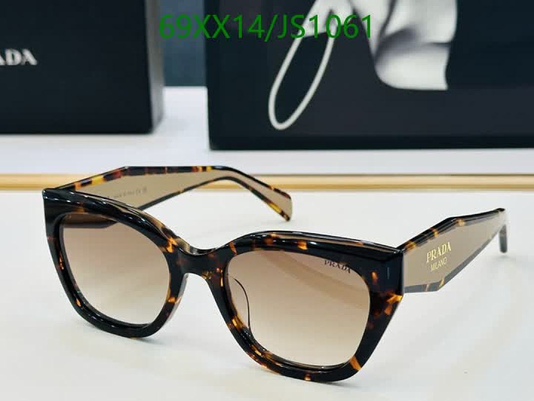 Glasses-Prada Code: JS1061 $: 69USD