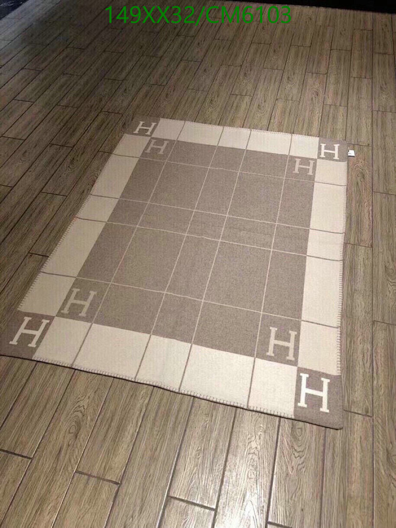 Scarf-Hermes Code: CM6103 $: 149USD