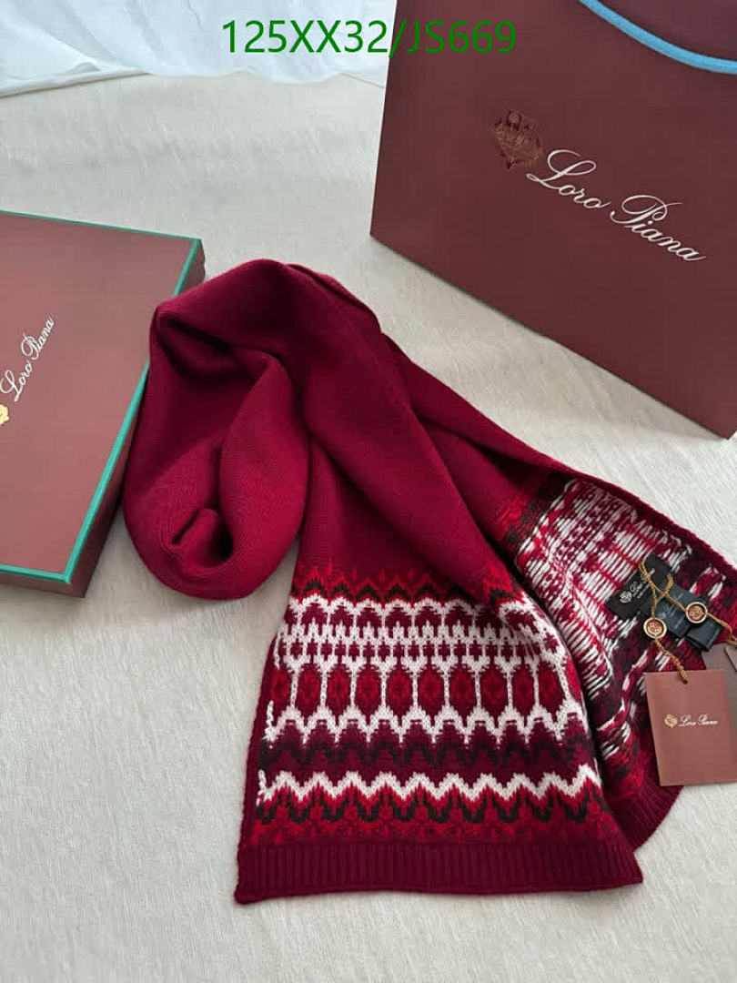 Scarf-Loro Piana Code: JS669 $: 125USD