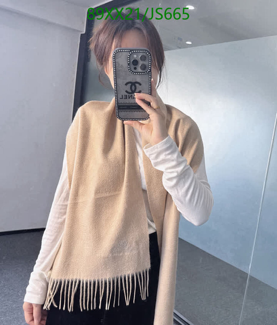 Scarf-Loro Piana Code: JS665 $: 89USD