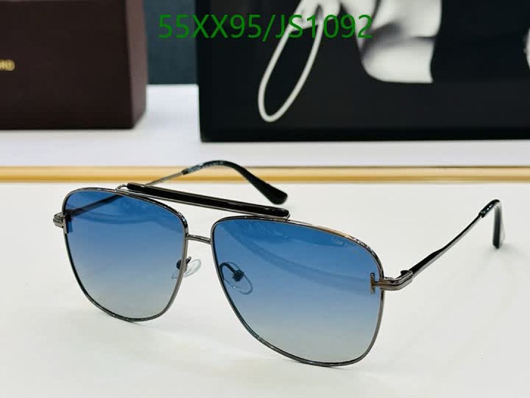 Glasses-Tom Ford Code: JS1092 $: 55USD