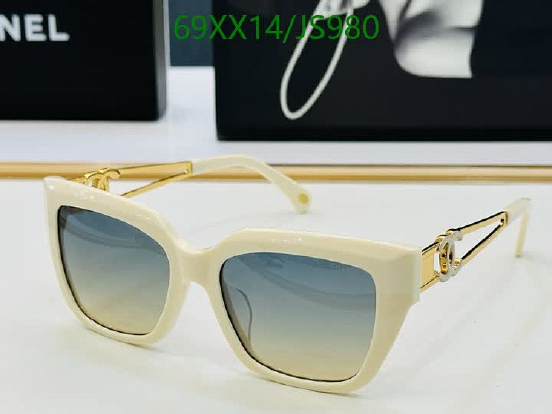 Glasses-Chanel Code: JS980 $: 69USD