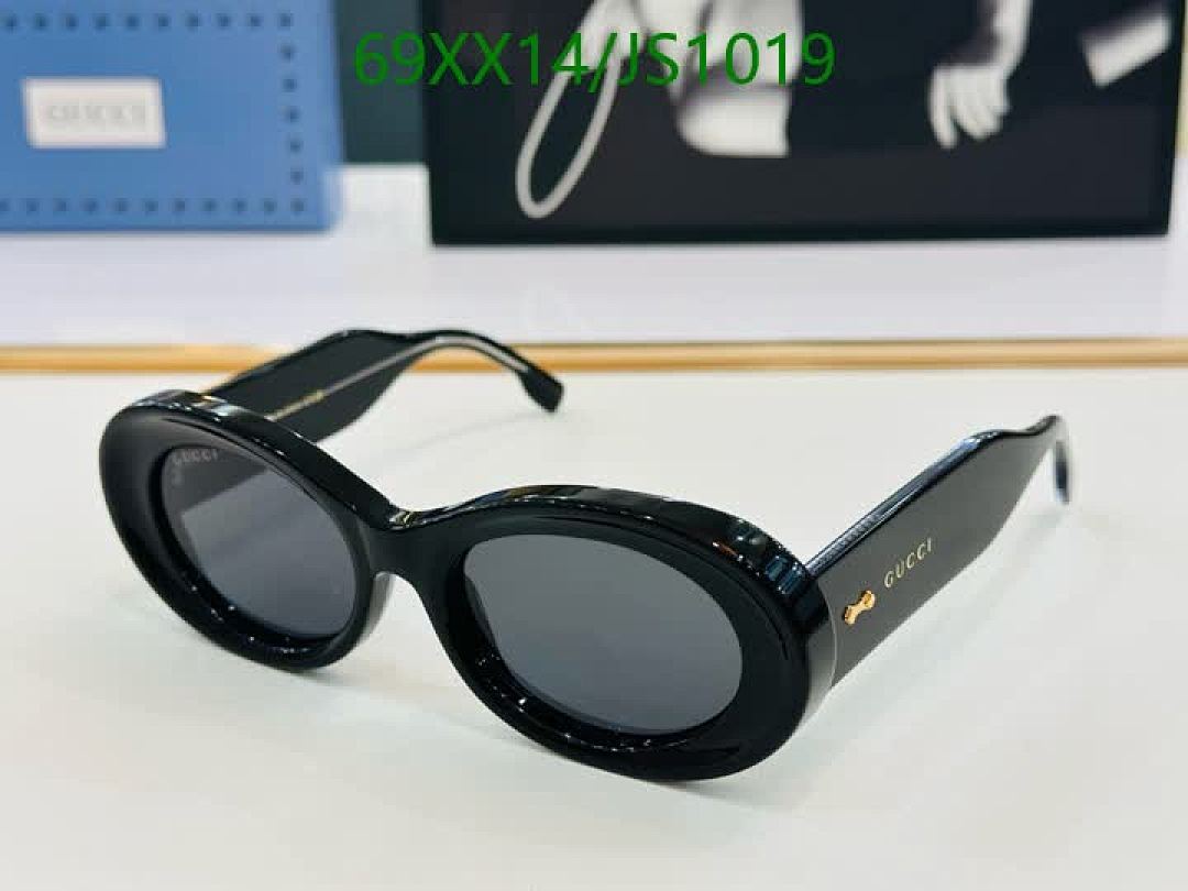 Glasses-Gucci Code: JS1019 $: 69USD